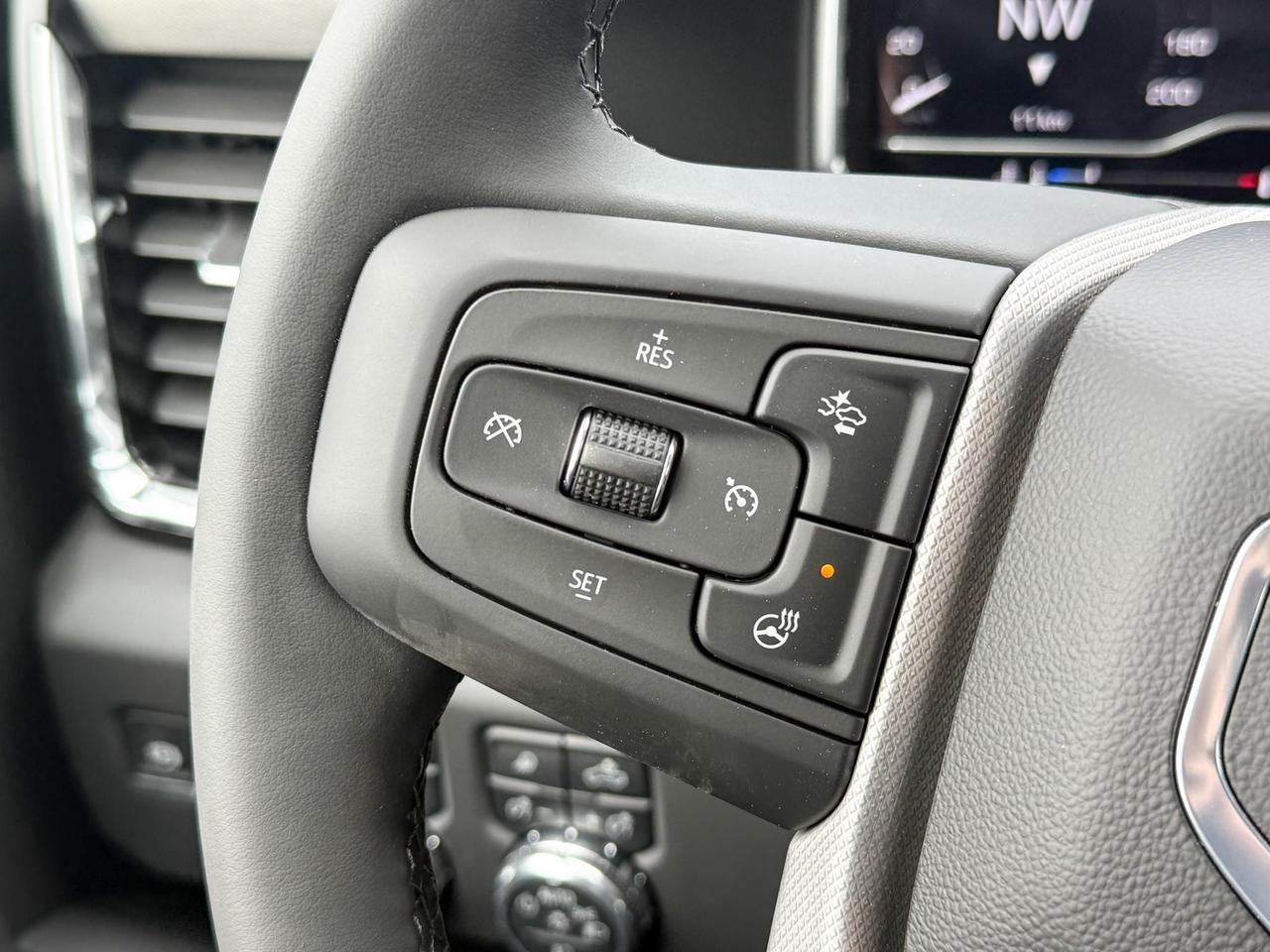 2025 GMC Sierra 2500 HD Denali DURAMAX 6.6L V8 WITH REMOTE START/ENTRY, HEATED SEATS, HEATED STEERING WHEEL, VENTILATED SEATS, HD SURROUND VISION Photo