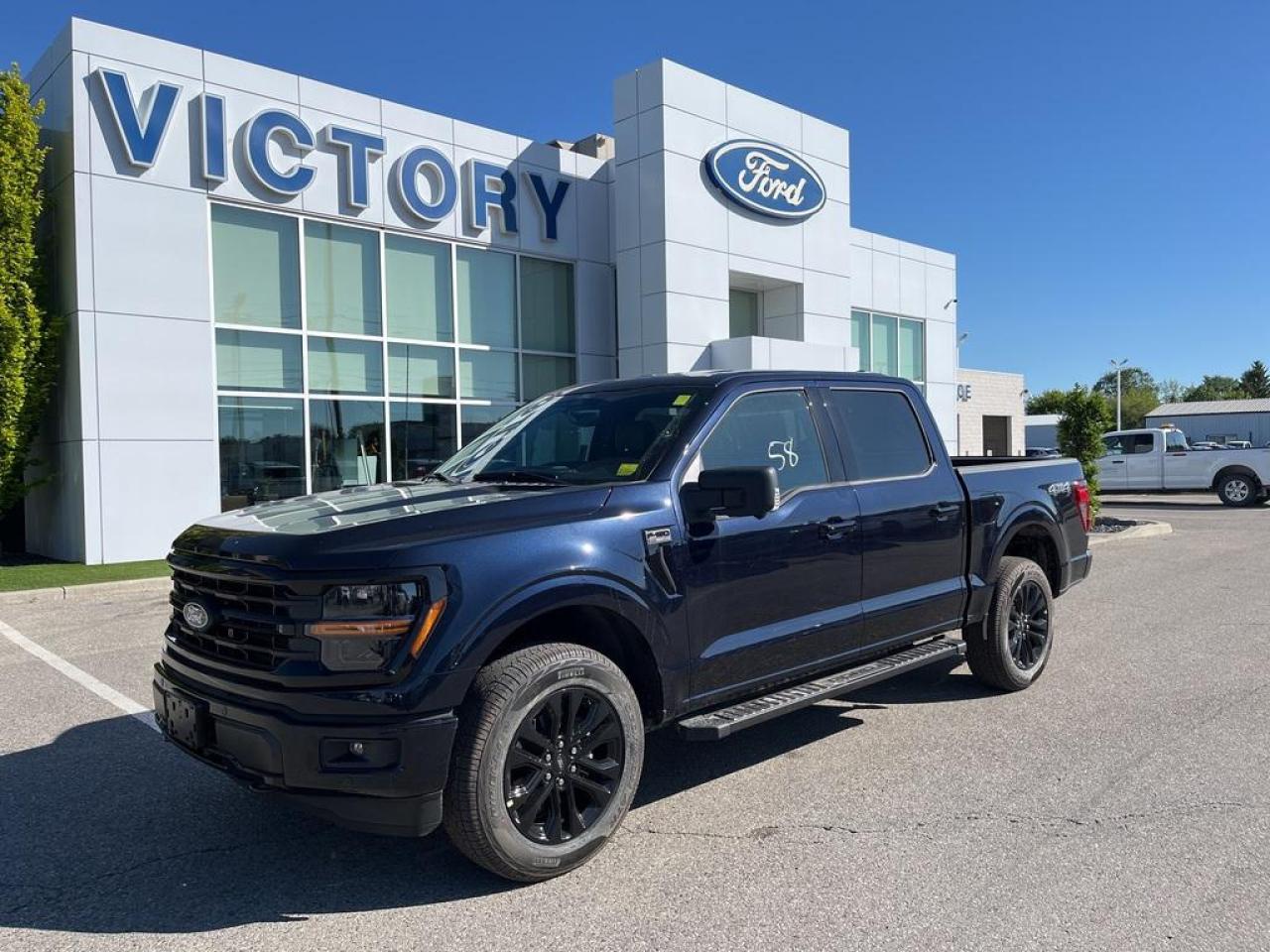 New 2025 Ford F-150 XLT for sale in Chatham, ON