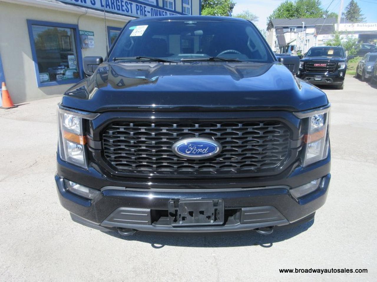 2023 Ford F-150 LIKE NEW STX-MODEL 5 PASSENGER 2.7L - ECO-BOOST.. 4X4.. CREW-CAB.. SHORTY.. NAVIGATION.. BACK-UP CAMERA.. BLUETOOTH SYSTEM.. KEYLESS ENTRY.. Photo