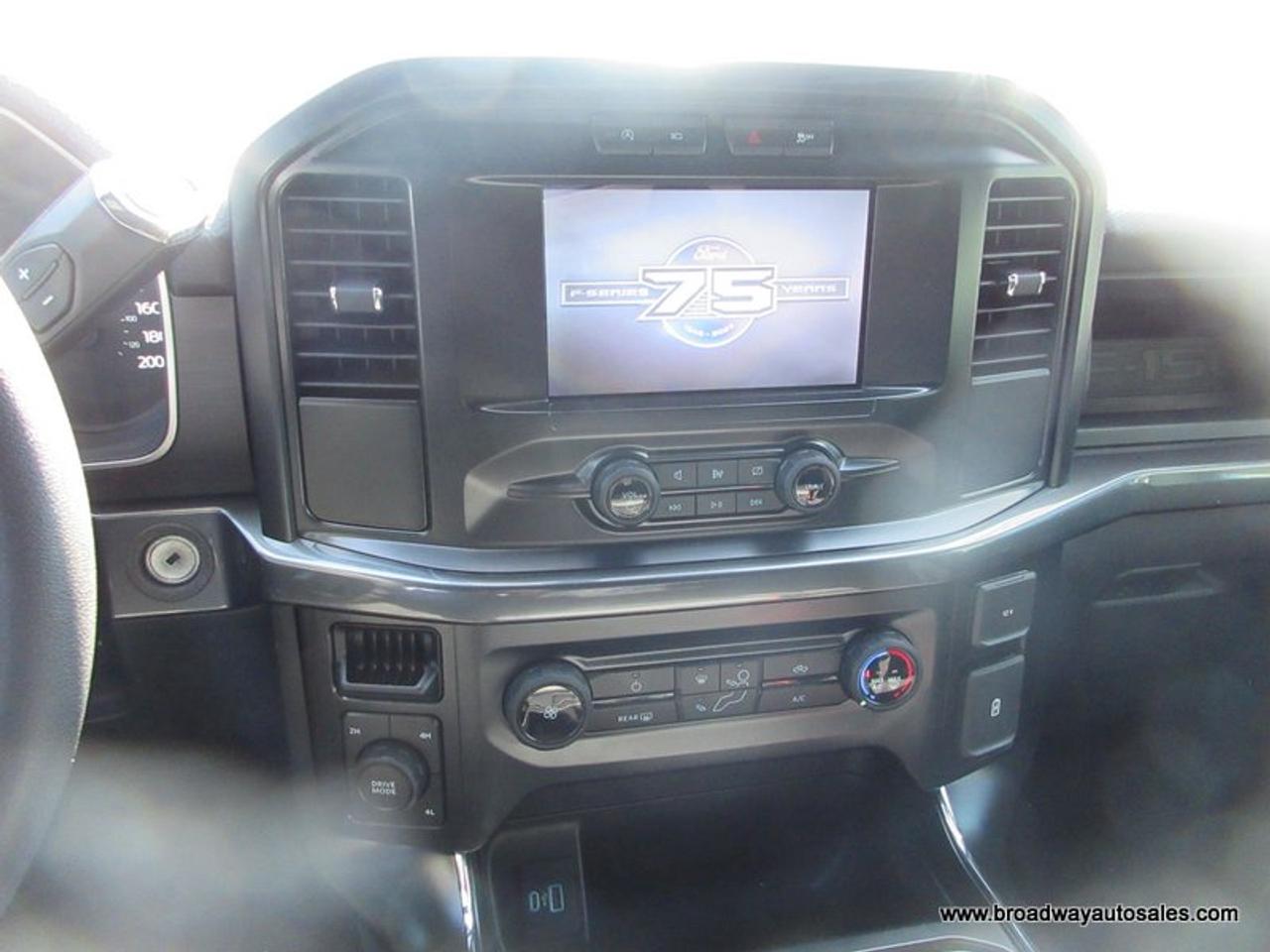 2023 Ford F-150 LIKE NEW STX-MODEL 5 PASSENGER 2.7L - ECO-BOOST.. 4X4.. CREW-CAB.. SHORTY.. NAVIGATION.. BACK-UP CAMERA.. BLUETOOTH SYSTEM.. KEYLESS ENTRY.. Photo