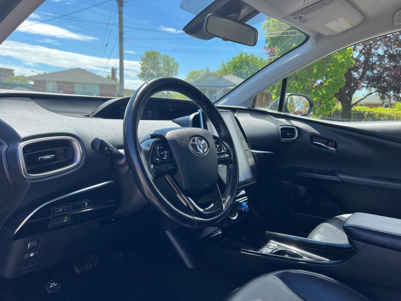 2021 Toyota Prius Prime Upgrade Auto - Photo #7
