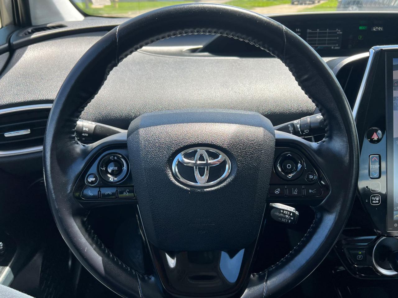 2021 Toyota Prius Prime Upgrade Auto - Photo #8