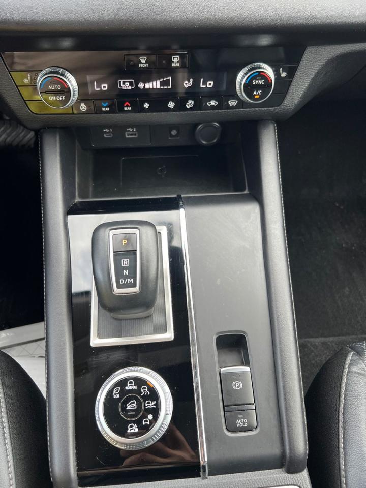2022 Mitsubishi Outlander LE S-AWC - Photo #14