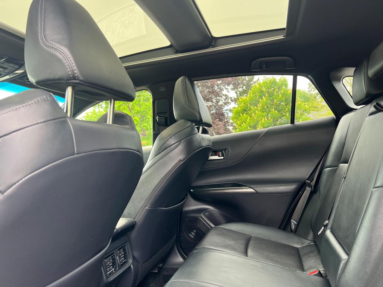 2021 Toyota Venza LIMITED AWD - Photo #18