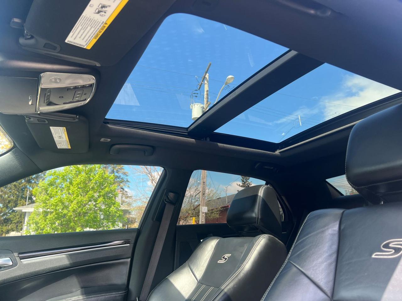 2021 Chrysler 300 S V6 AWD - Photo #18