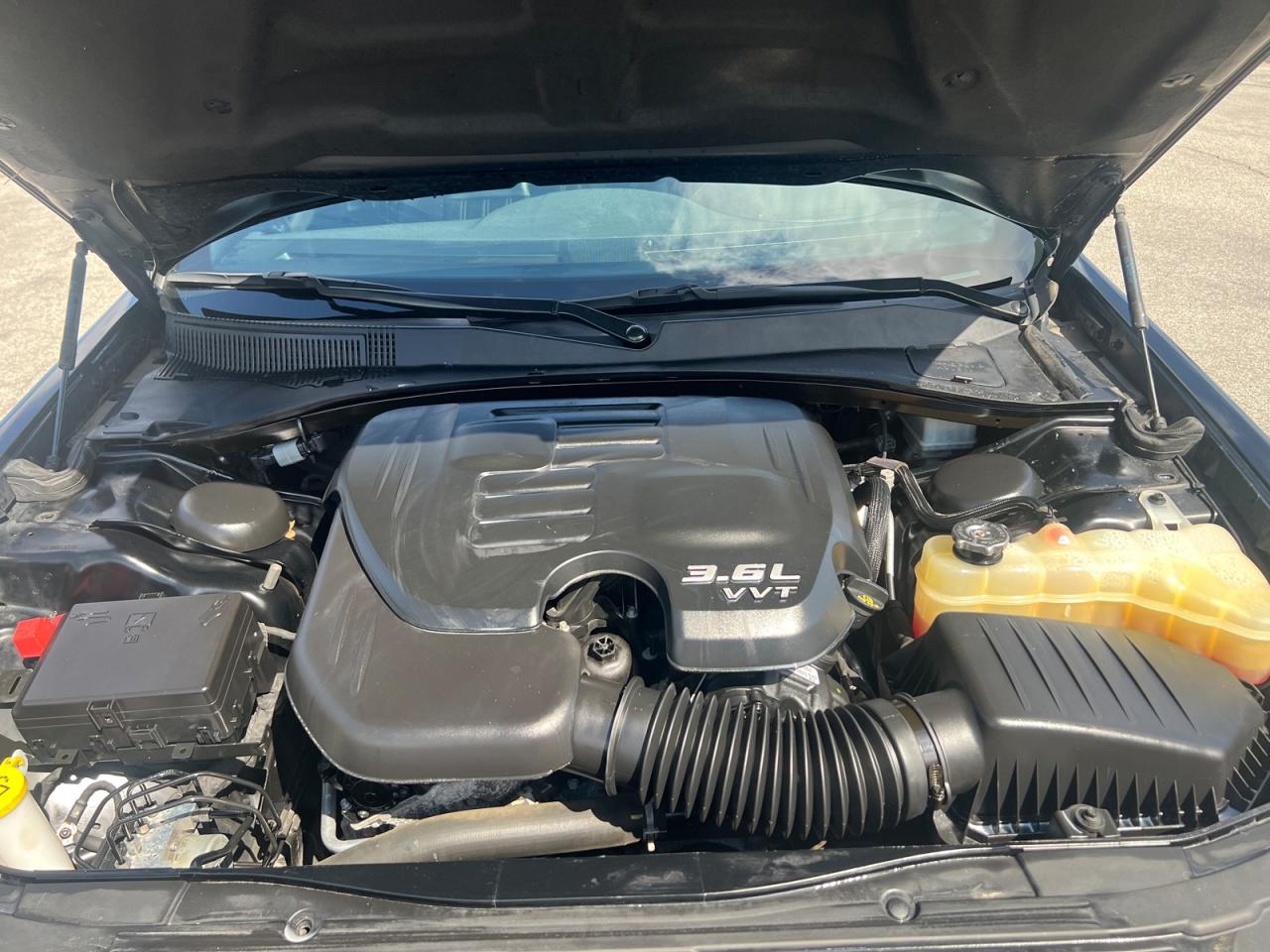2021 Chrysler 300 S V6 AWD - Photo #24