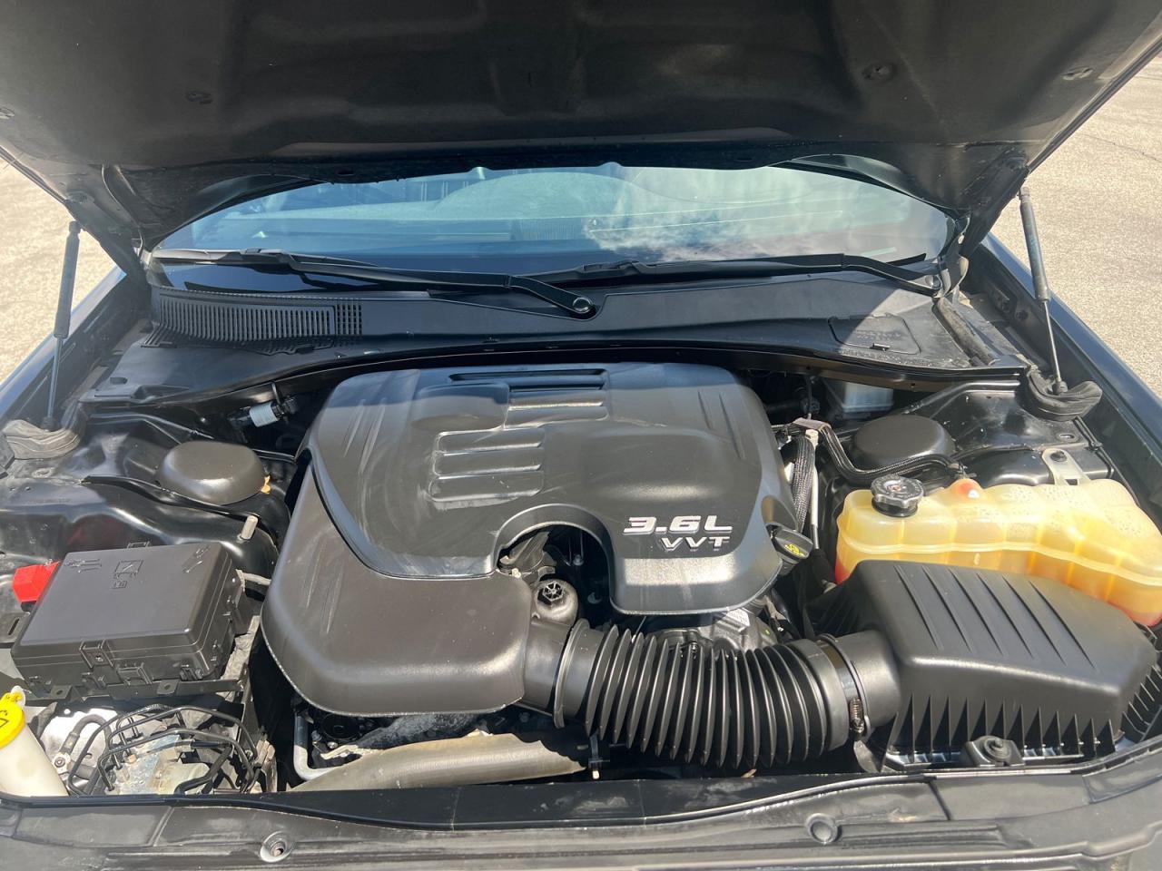 2021 Chrysler 300 S V6 AWD - Photo #24