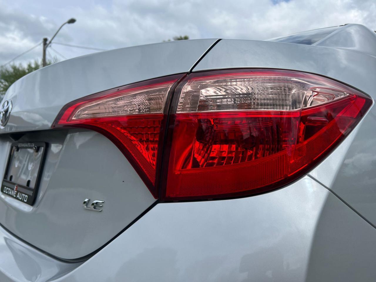 2018 Toyota Corolla LE - Photo #7
