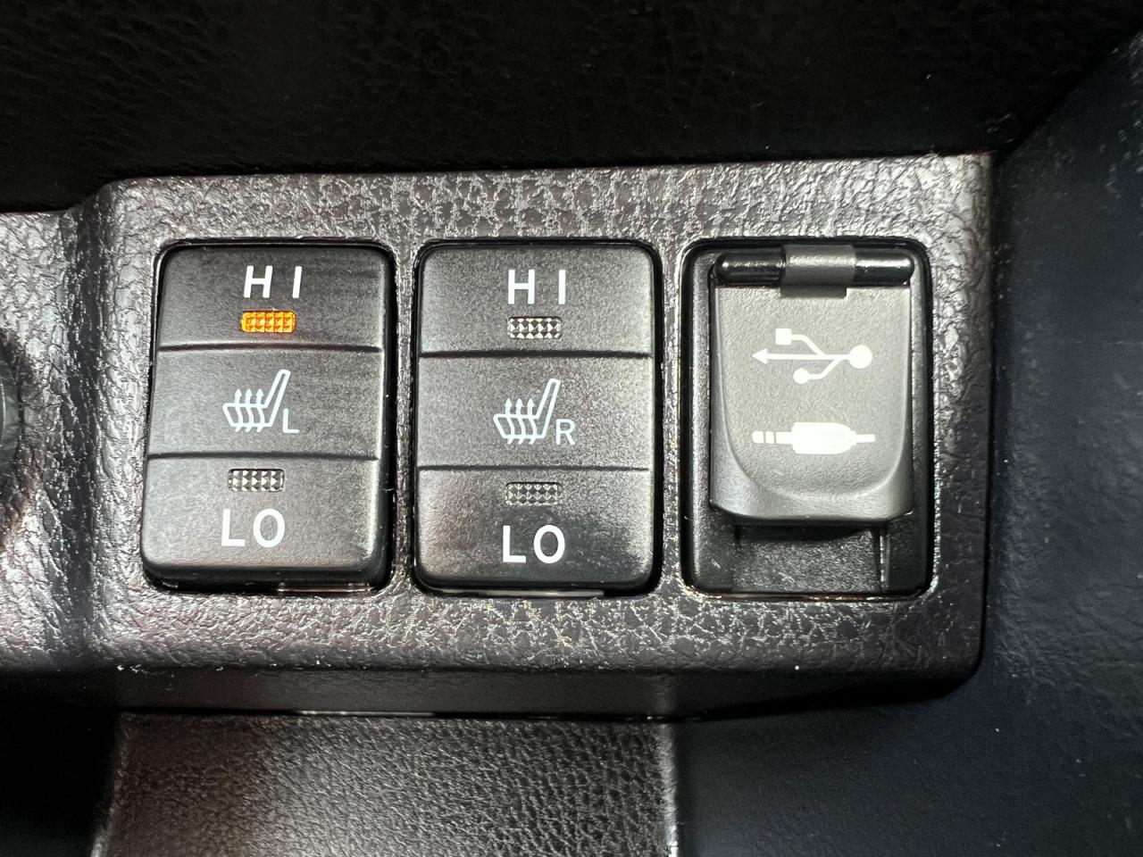 2018 Toyota Corolla LE Photo