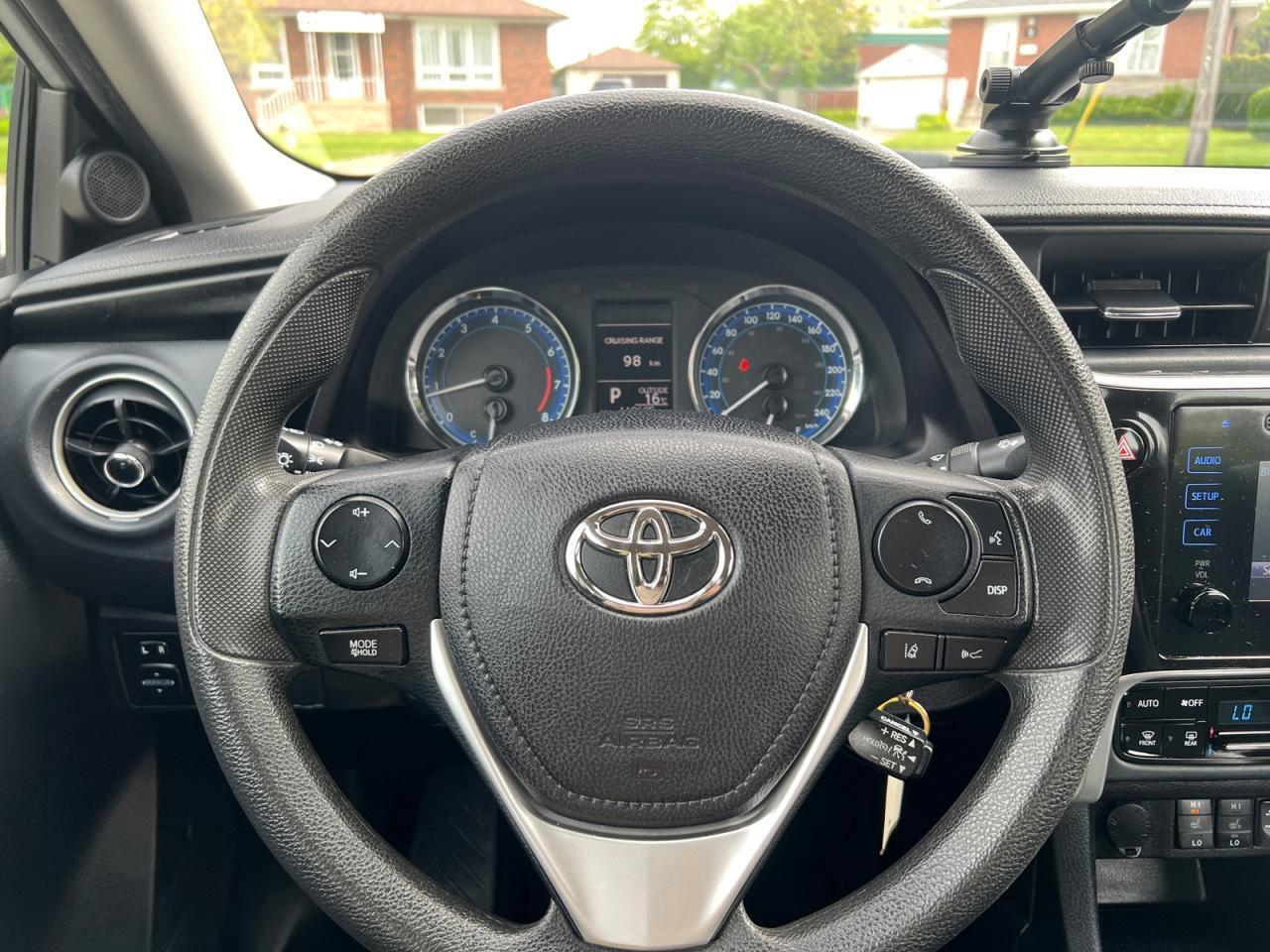 2018 Toyota Corolla LE CVT Photo