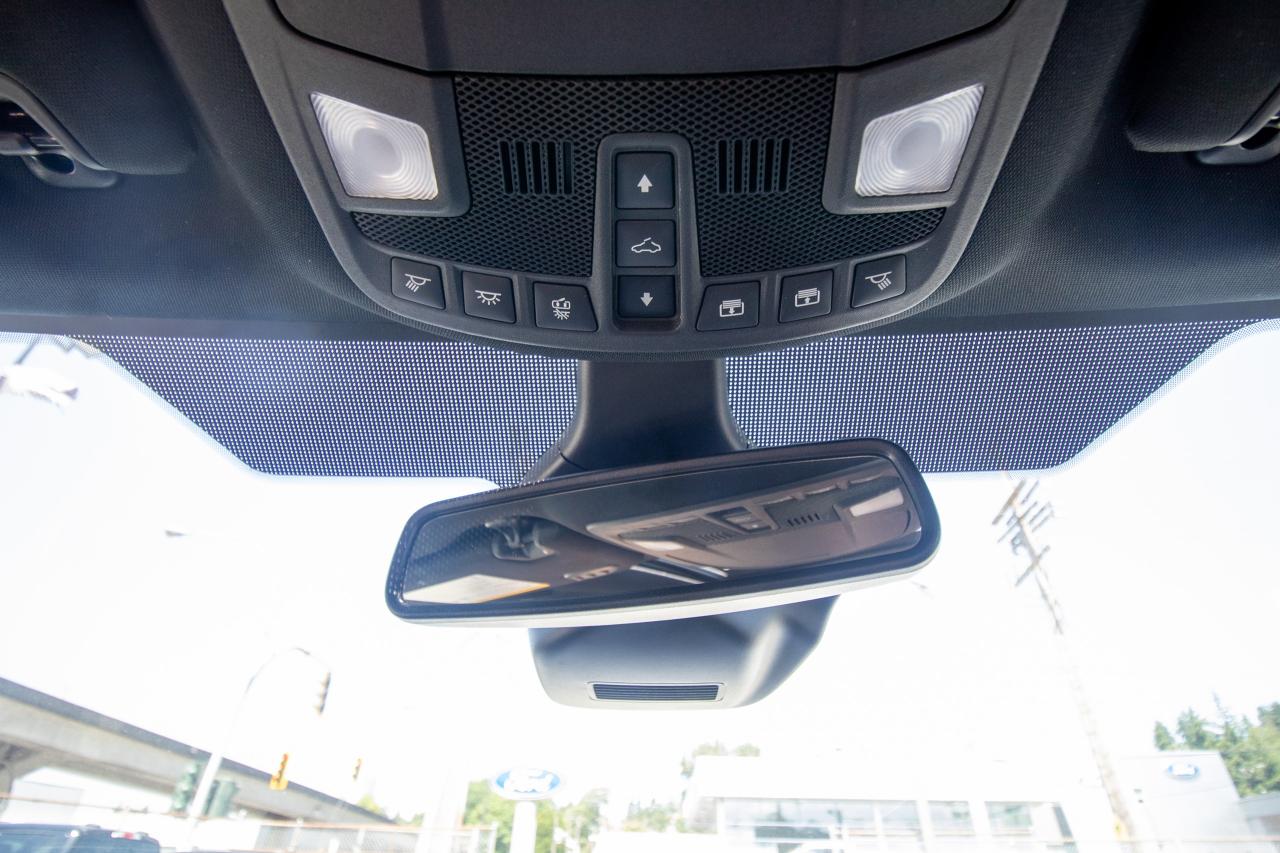 2022 Ford Edge ST LINE AWD Photo5