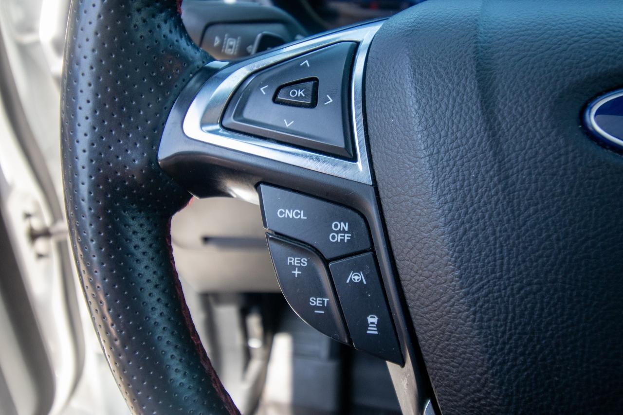 2022 Ford Edge ST LINE AWD Photo5