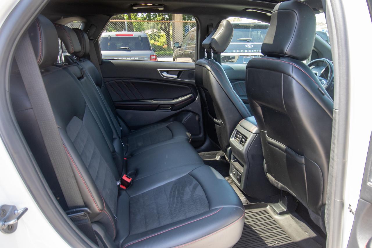 2022 Ford Edge ST LINE AWD Photo5