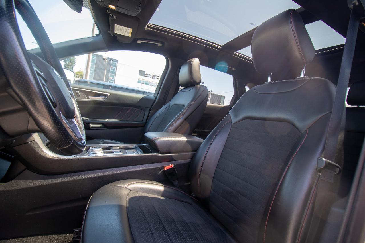 2022 Ford Edge ST LINE AWD Photo5