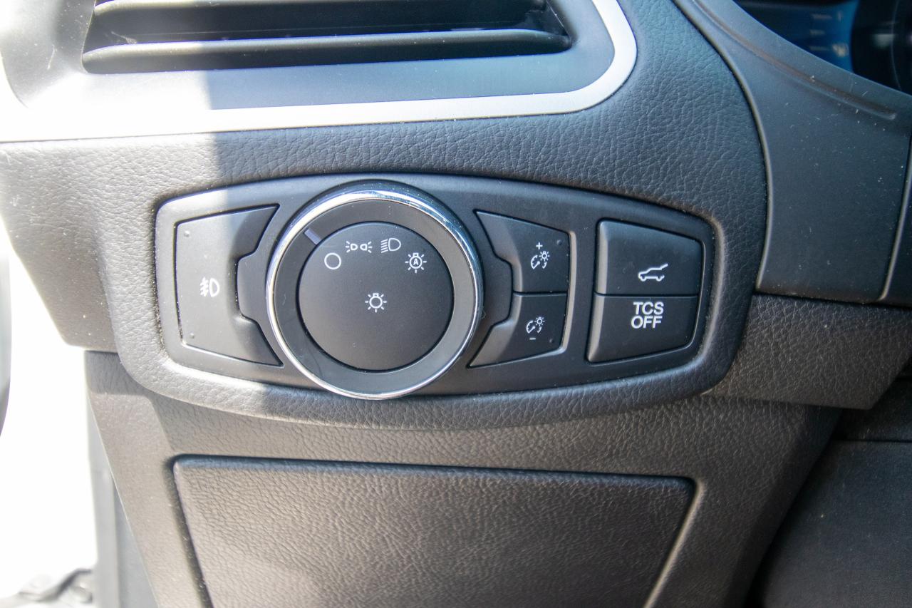 2022 Ford Edge ST LINE AWD Photo5