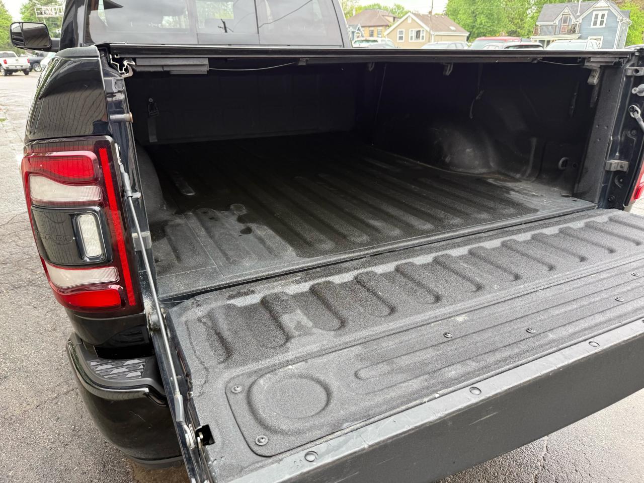 2019 RAM 2500 Laramie - Photo #5