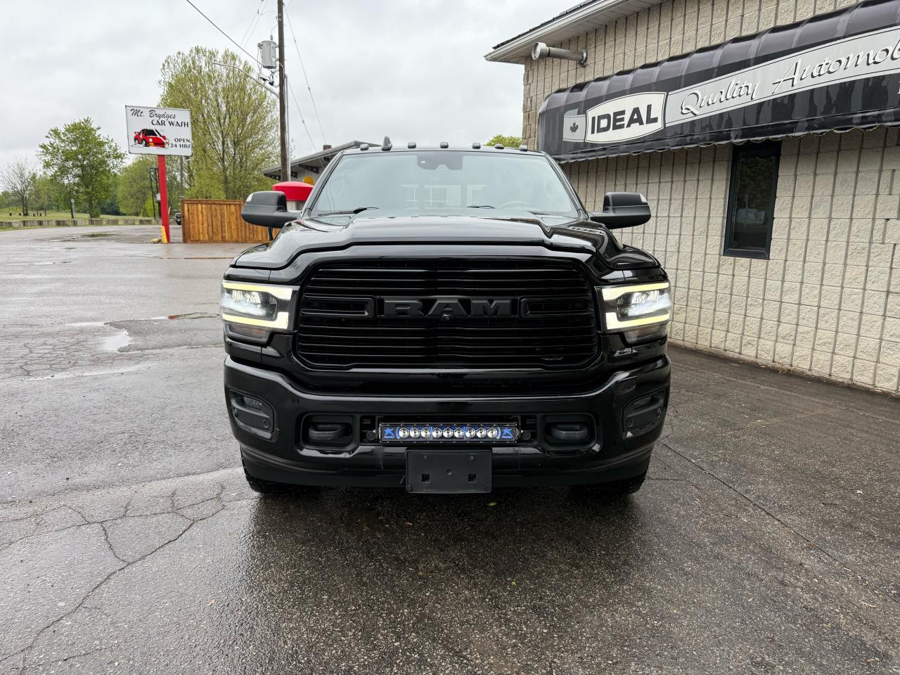 2019 RAM 2500 Laramie - Photo #2