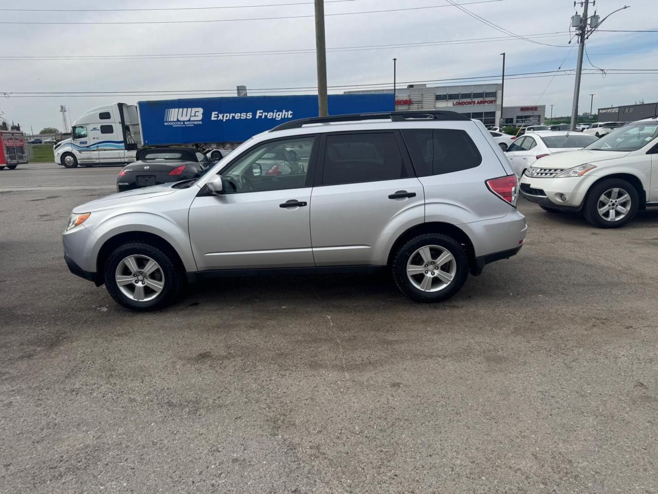 2011 Subaru Forester X CONVENIENCE, AUTO, ONLY 66,000KMS, CERTIFIED - Photo #2