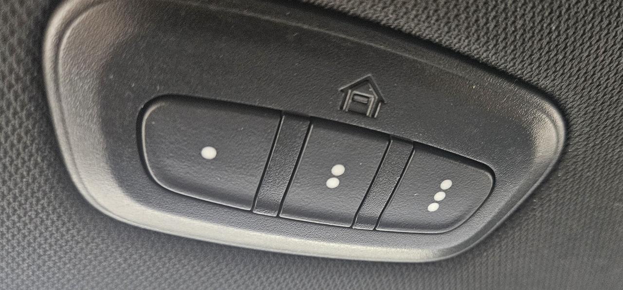 2023 Jeep Wagoneer Series III Photo