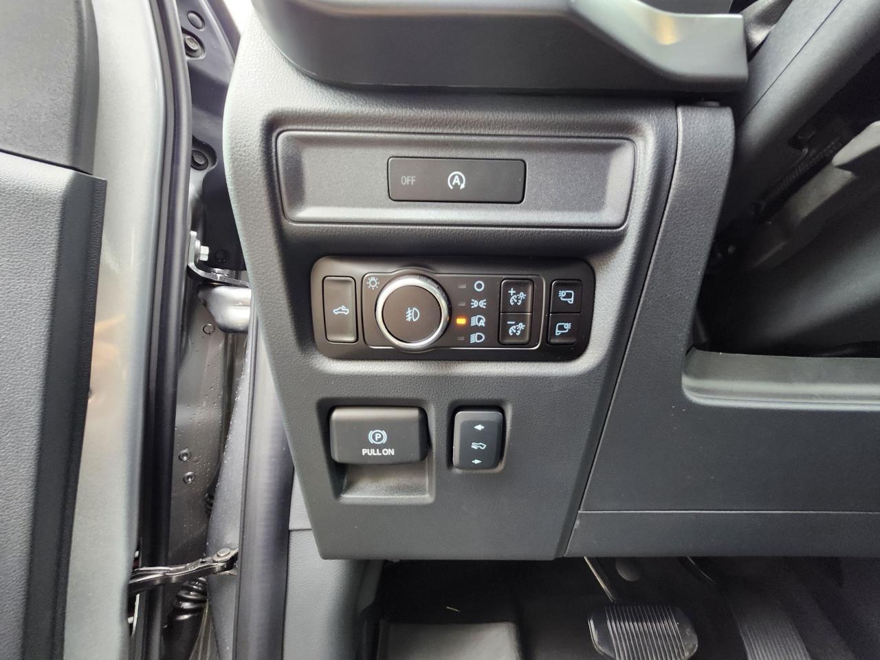 2025 Ford F-150 Tremor 4WD SuperCrew 5.5' Box Photo5