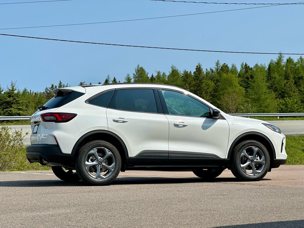 2025 Ford Escape ST-Line AWD Photo5