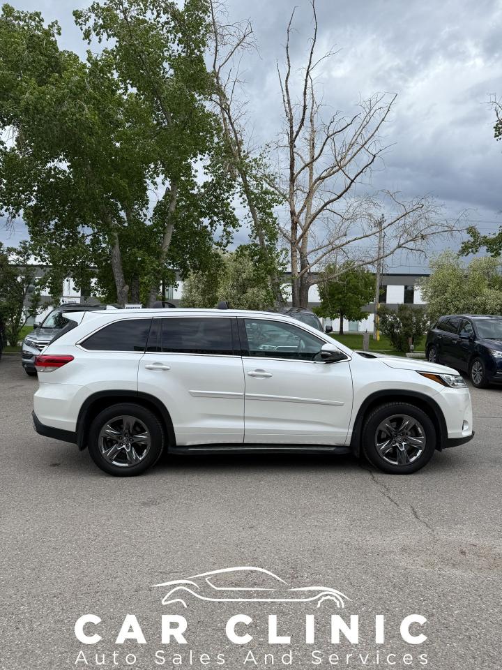 2017 Toyota Highlander LIMITED  - Photo #7