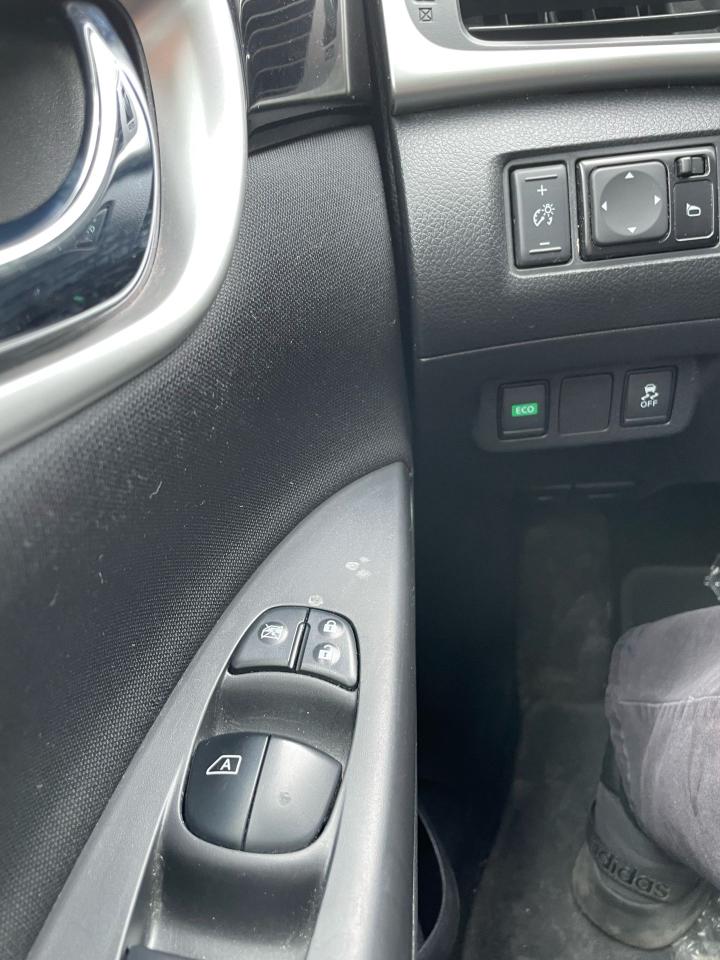 2019 Nissan Sentra SV - Photo #13