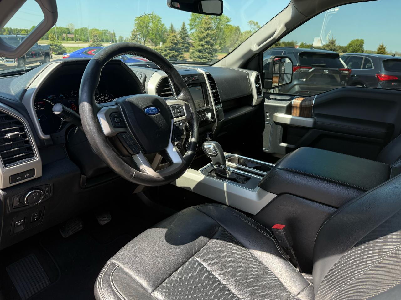 2019 Ford F-150 Lariat | Navigation | Backup Camera | Heated Seats - Photo #9