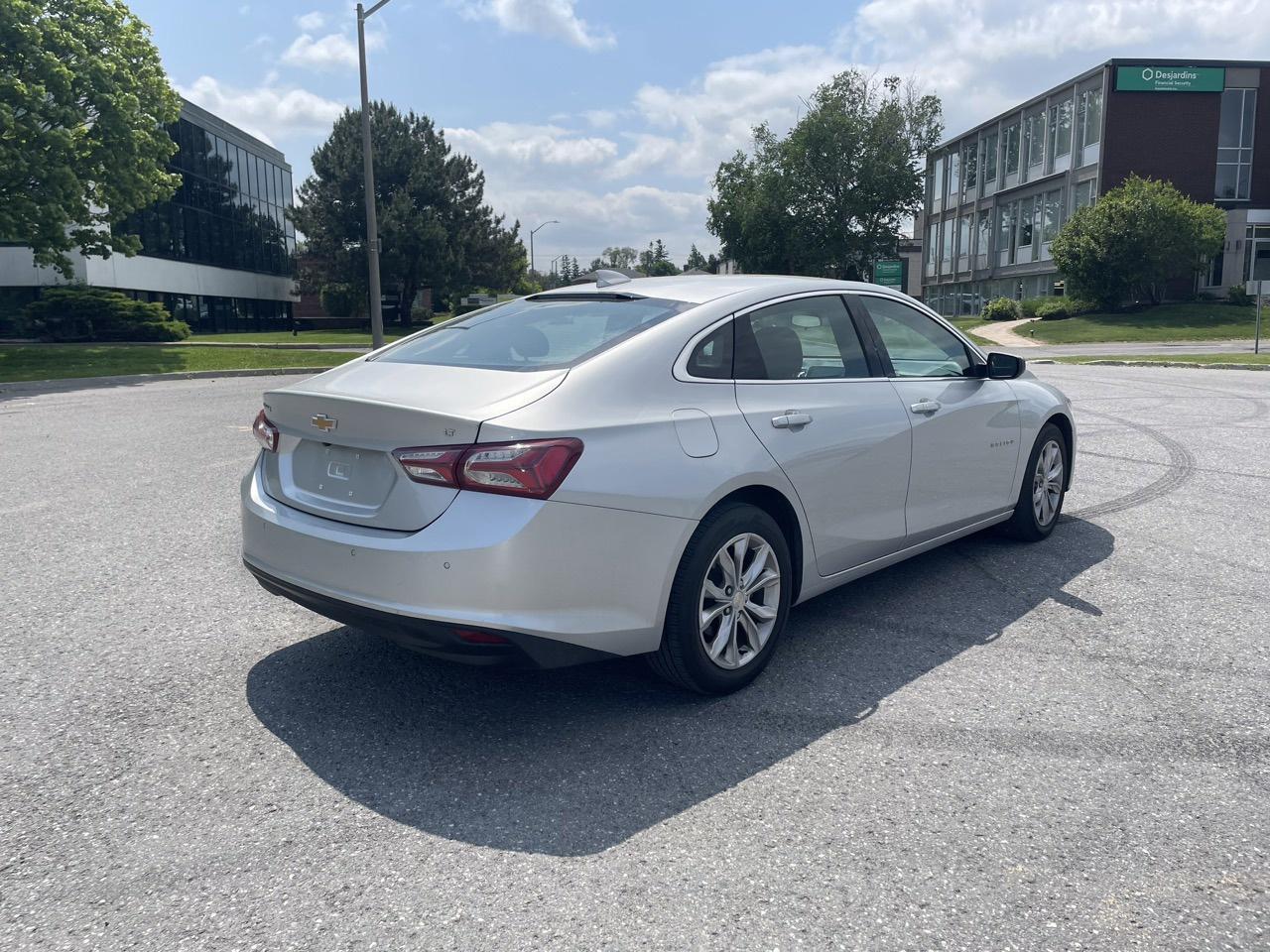 2021 Chevrolet Malibu LT - Photo #5
