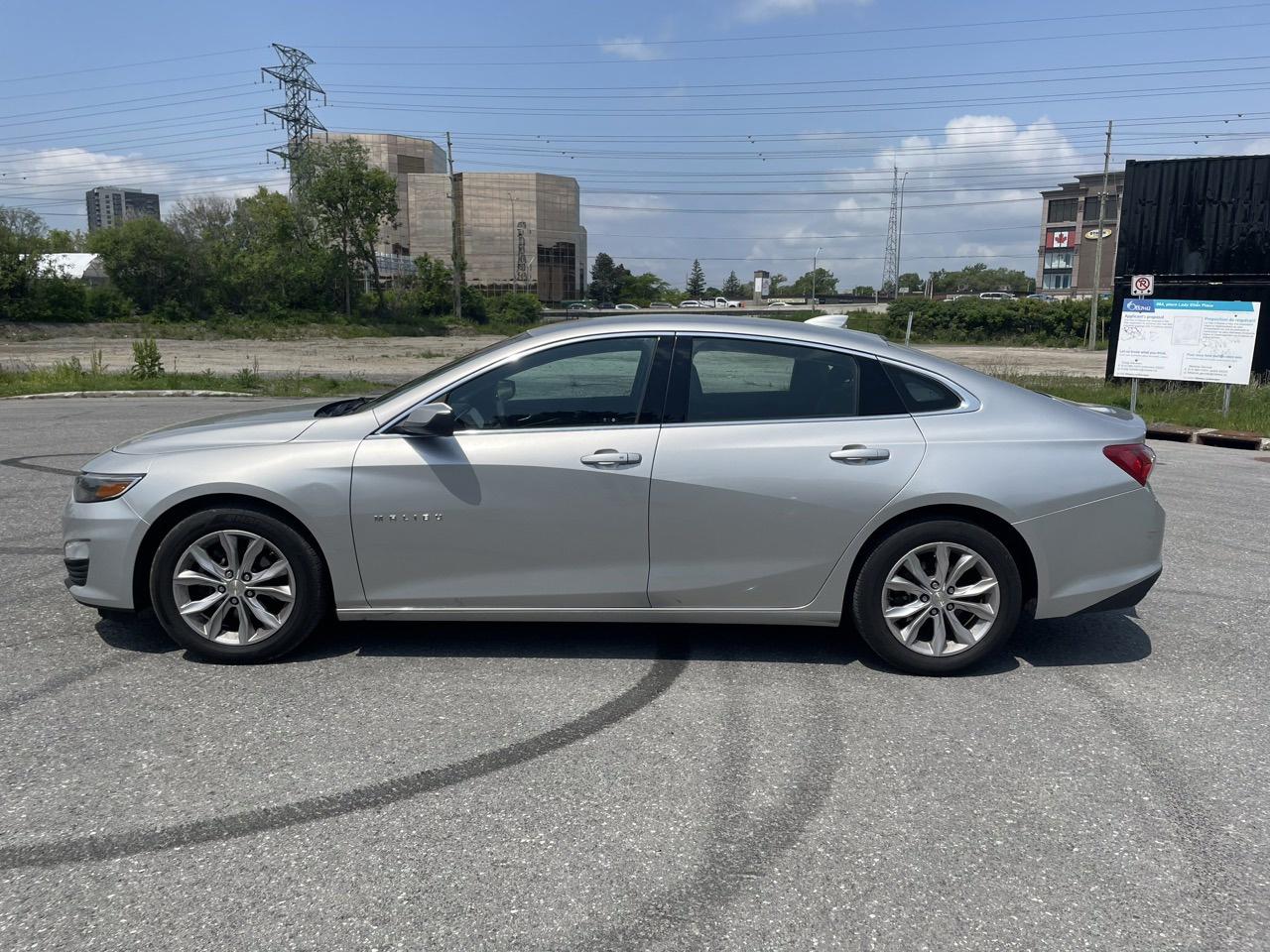 2021 Chevrolet Malibu LT - Photo #2