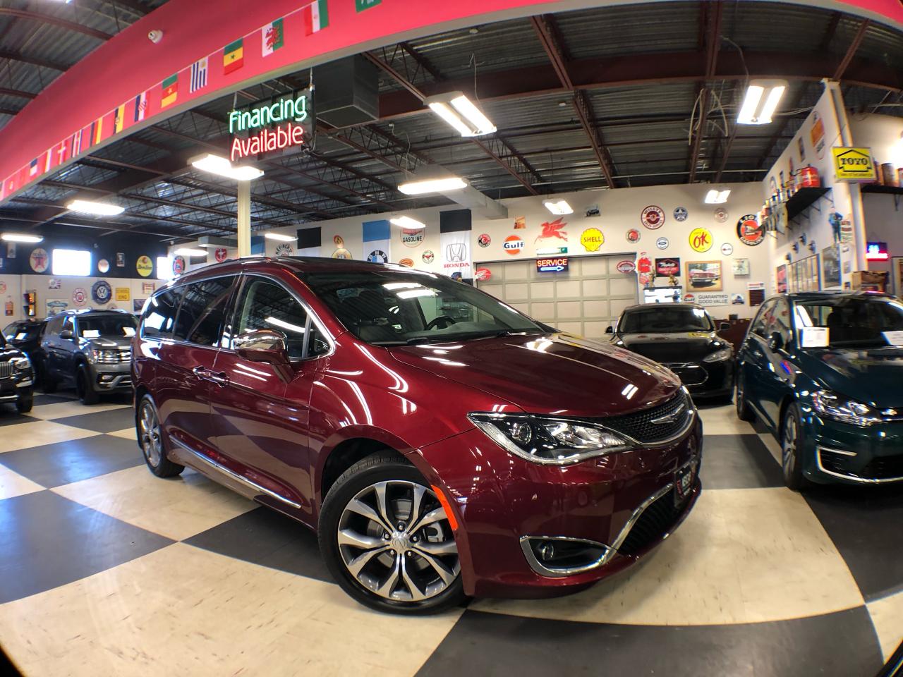 Used 2017 Chrysler Pacifica LIMITED LEATHER SUNROOF NAV P/DOORS P/TAILGATE CAM for sale in North York, ON