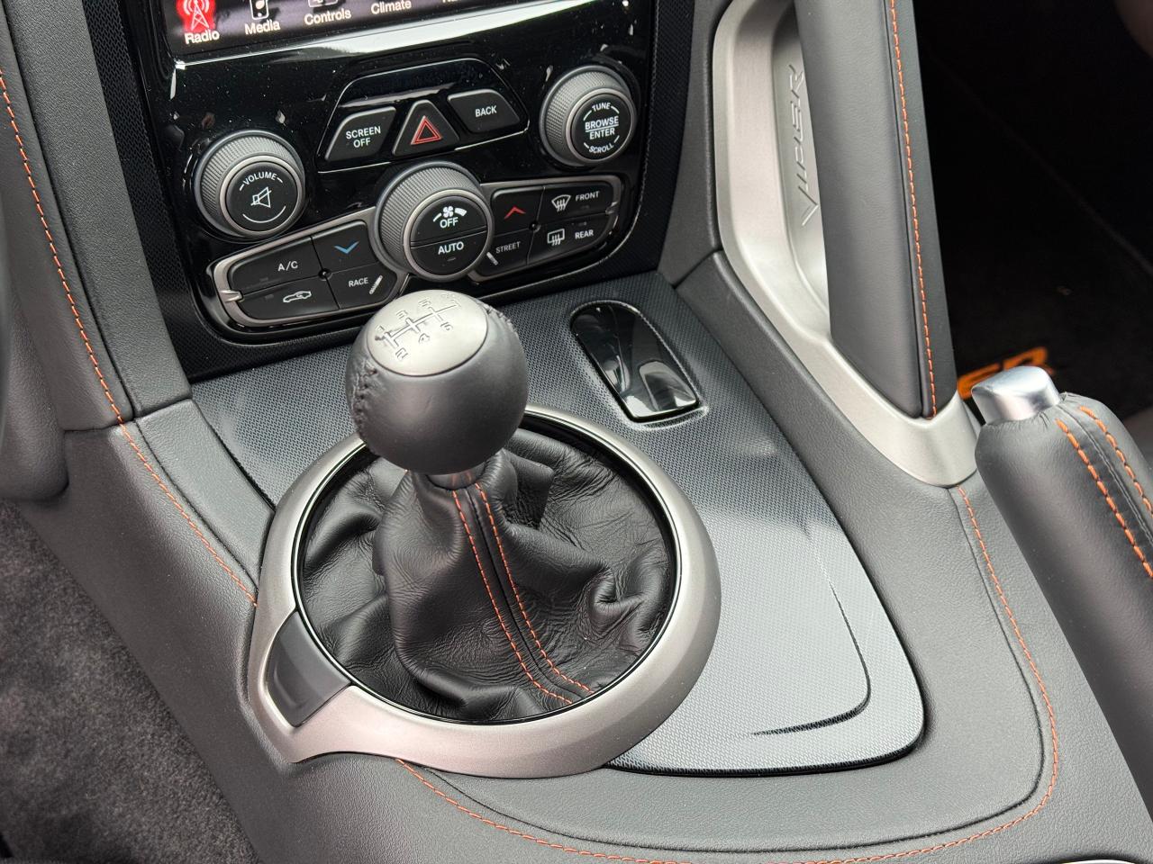 2014 Dodge Viper **LIKE NEW CONDITION**SUPER LOW KM'S** - Photo #25