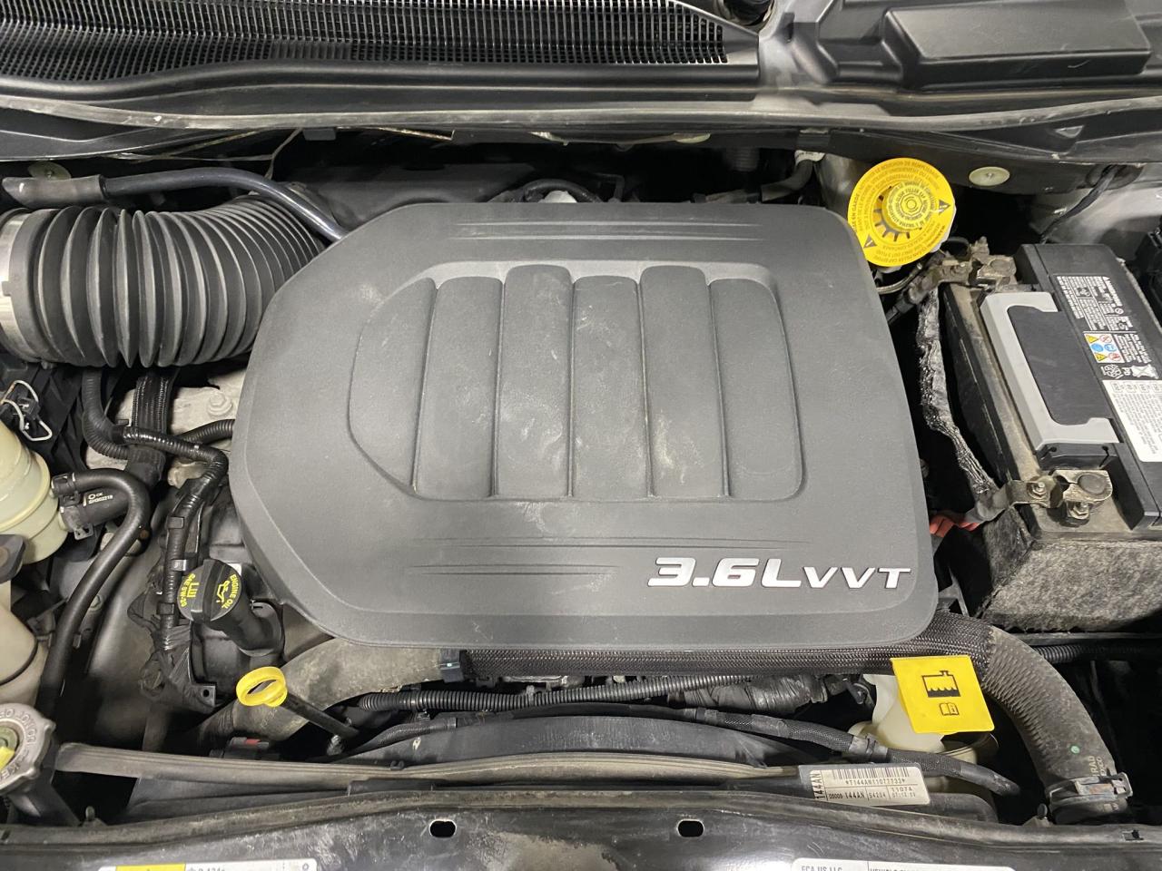 2017 Dodge Grand Caravan Crew - Photo #9