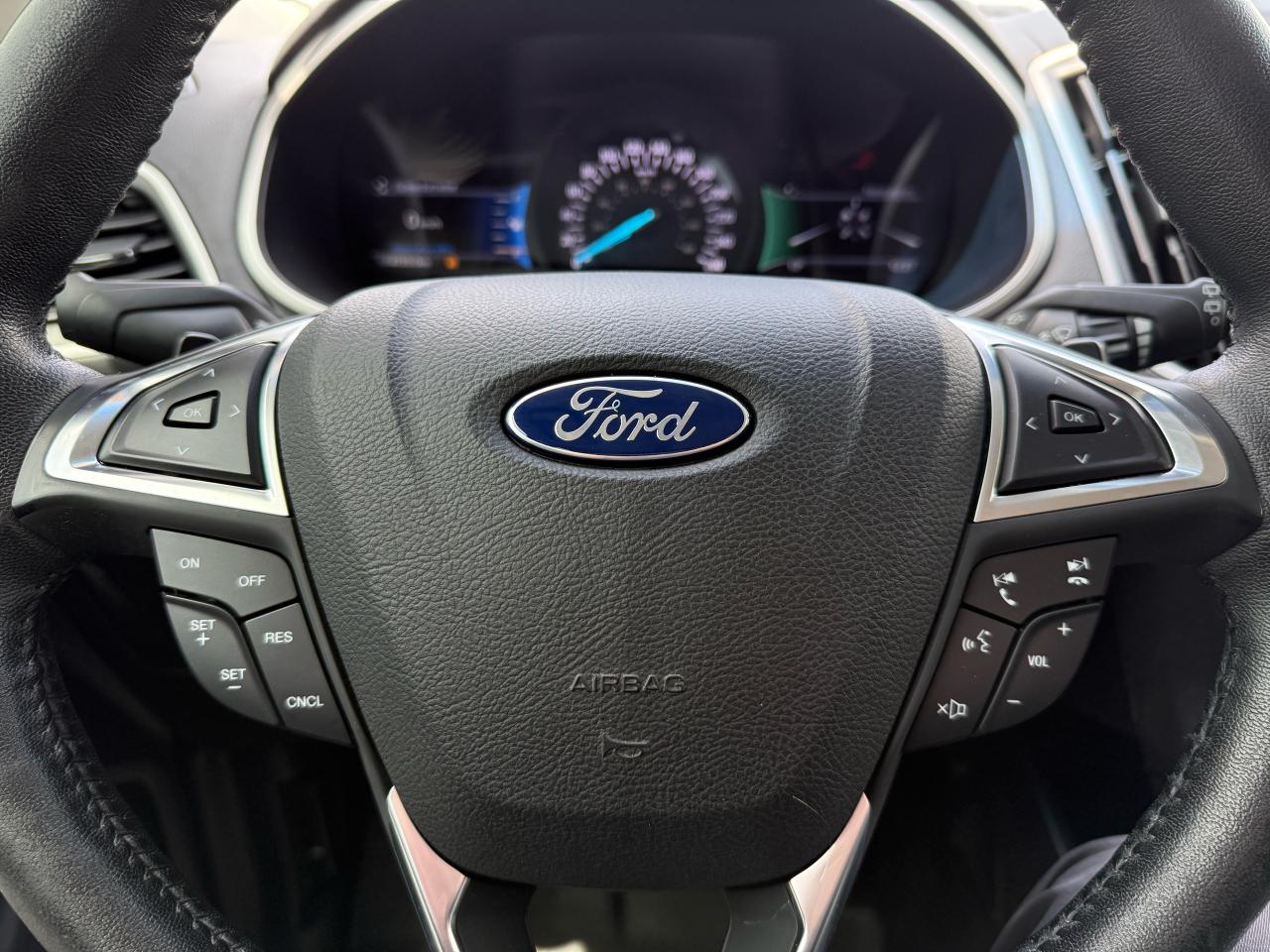 2017 Ford Edge SEL | Navigation | Backup Camera | Sunroof - Photo #17