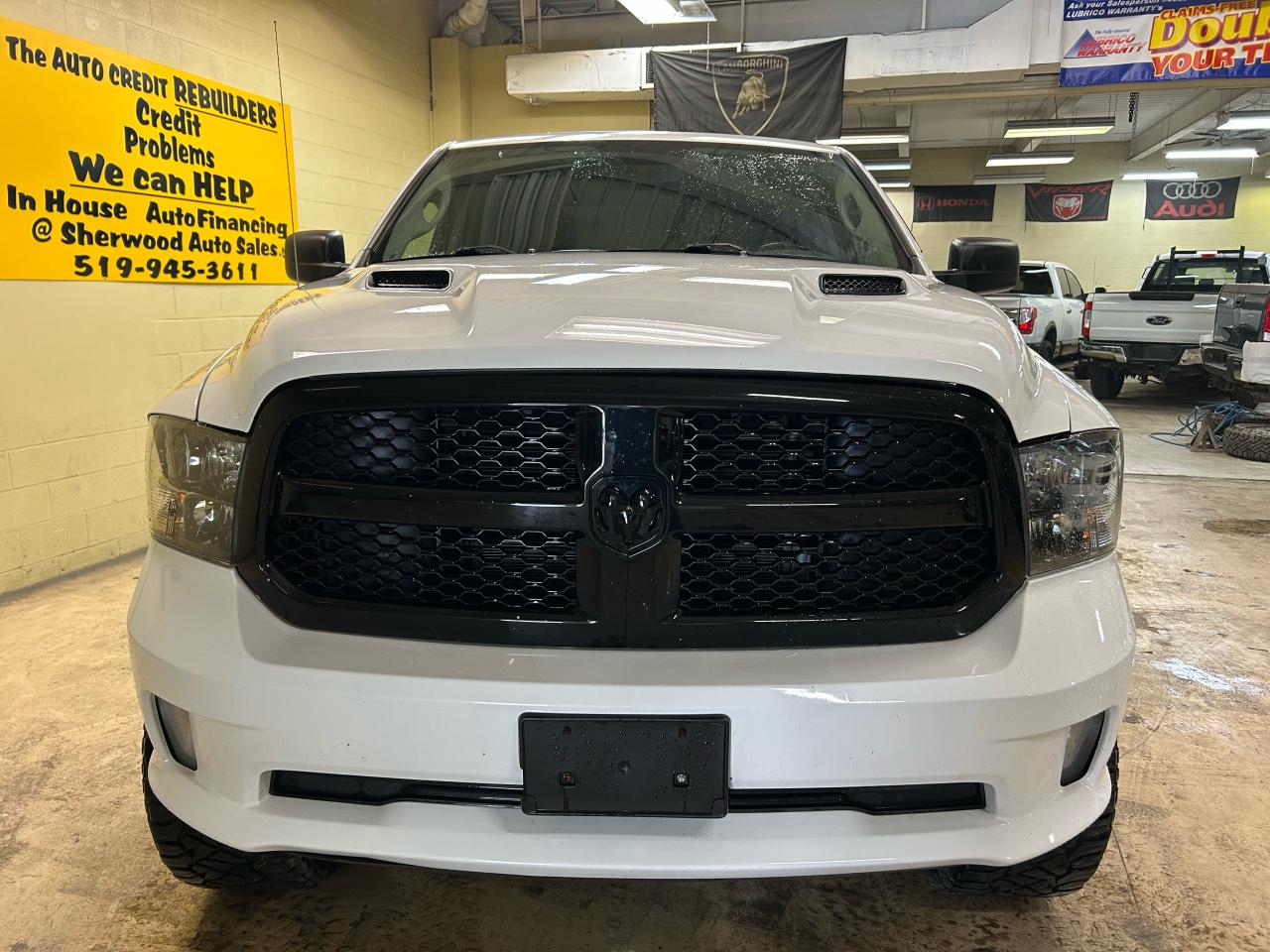 2019 RAM 1500 Classic EXPRESS - Photo #4