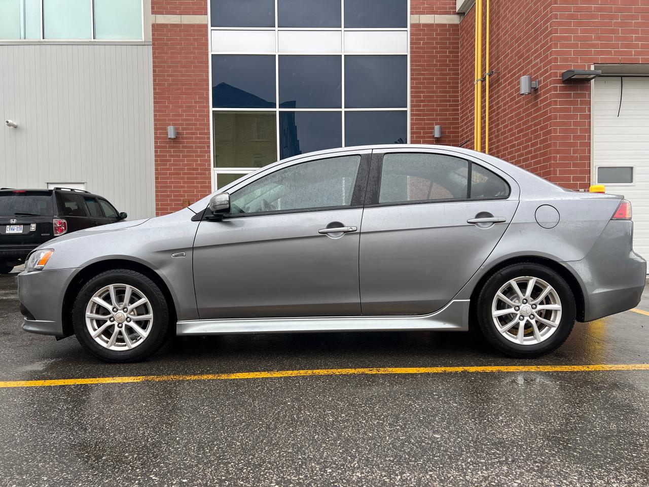 2015 Mitsubishi Lancer SE - Photo #3