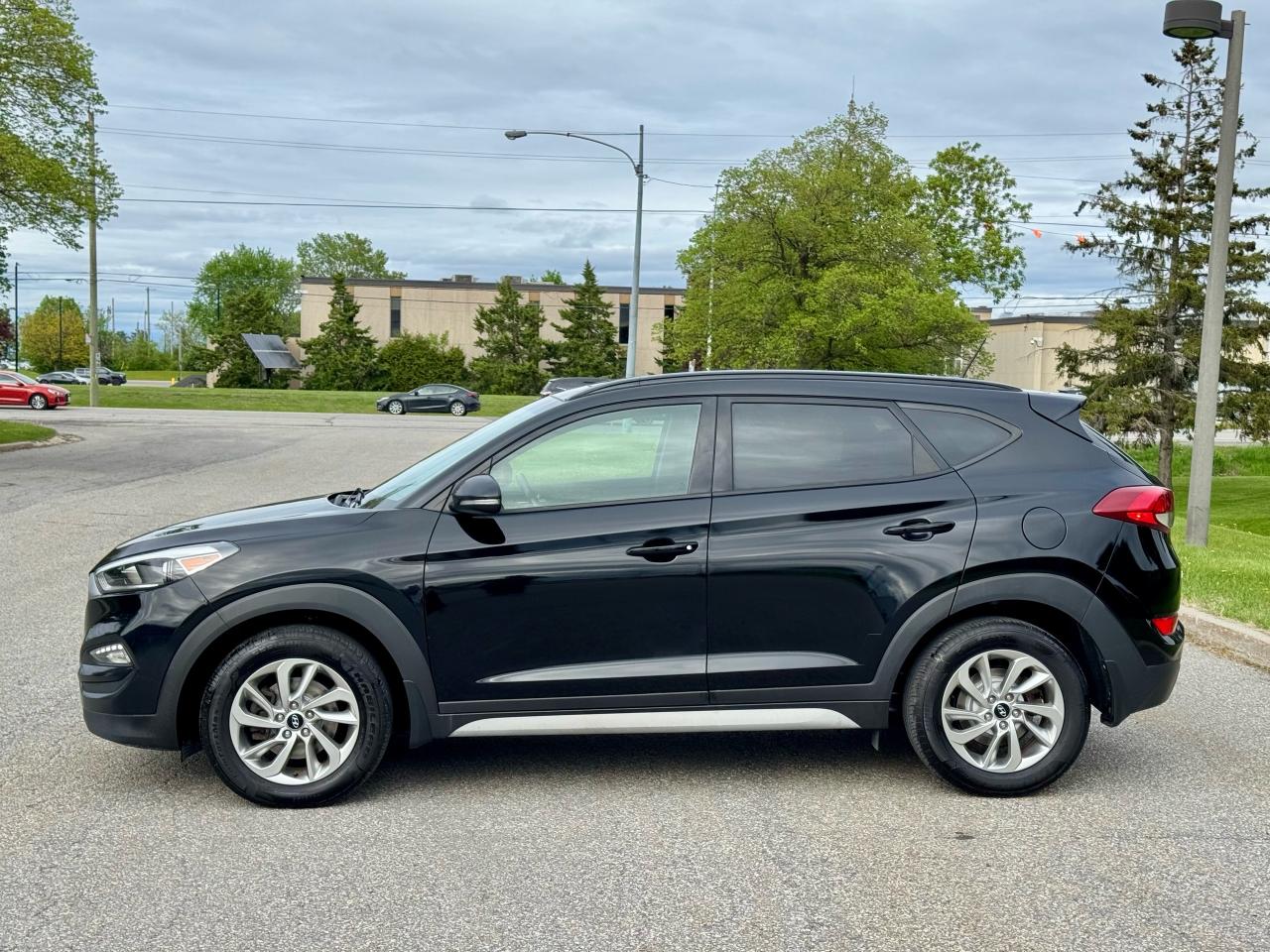 2017 Hyundai Tucson SE - Photo #4