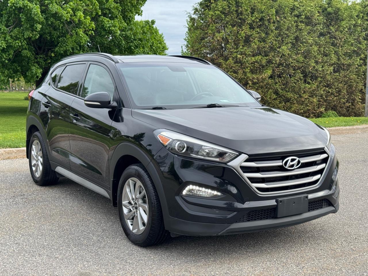 2017 Hyundai Tucson SE - Photo #3