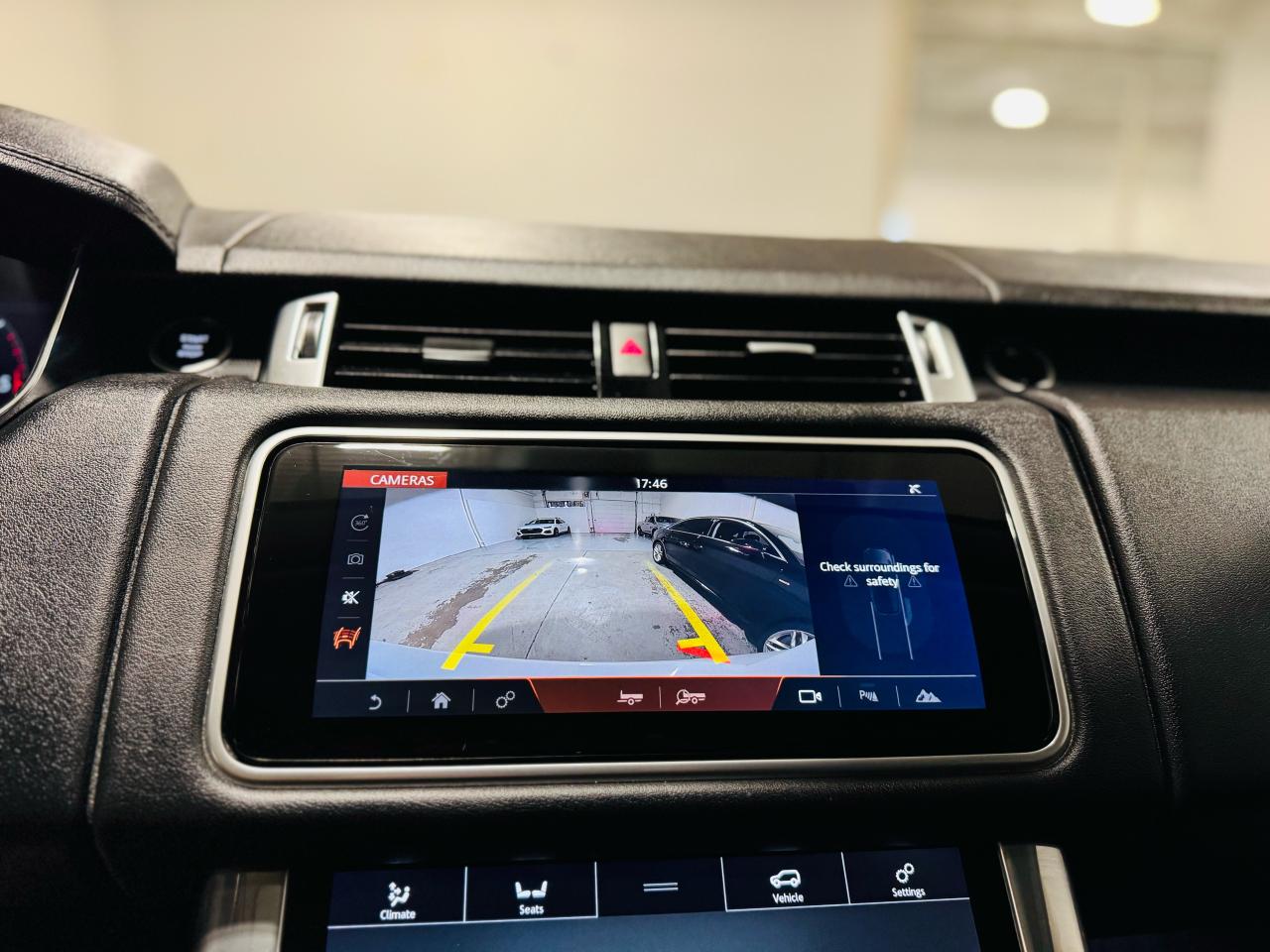 2018 Land Rover Range Rover Sport HSE - Photo #15