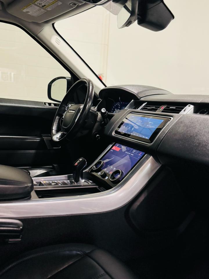 2018 Land Rover Range Rover Sport HSE - Photo #24