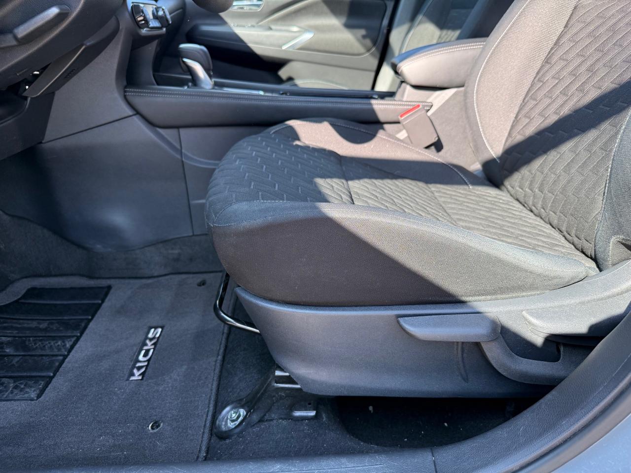 2021 Nissan Kicks SV Heated Steering! AutoStart! Adaptive Cruise! Photo