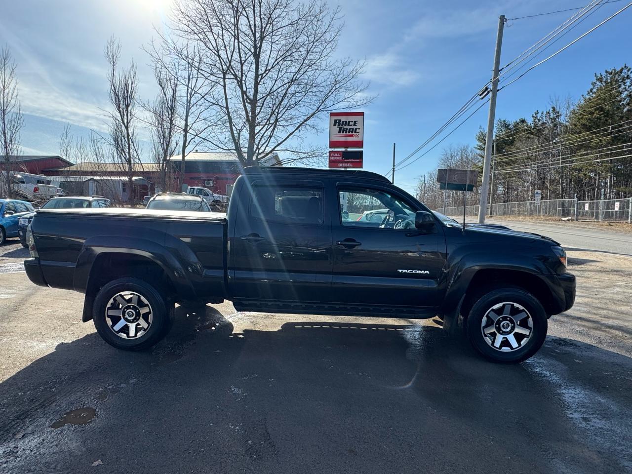 2009 Toyota Tacoma  - Photo #2