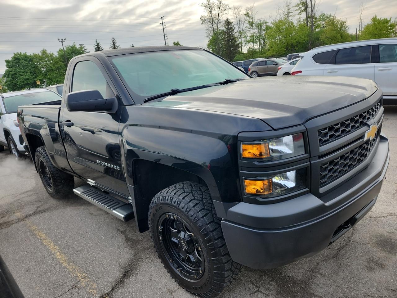 Used 2014 Chevrolet Silverado 1500 4WD Reg Cab Standard Box for sale in London, ON
