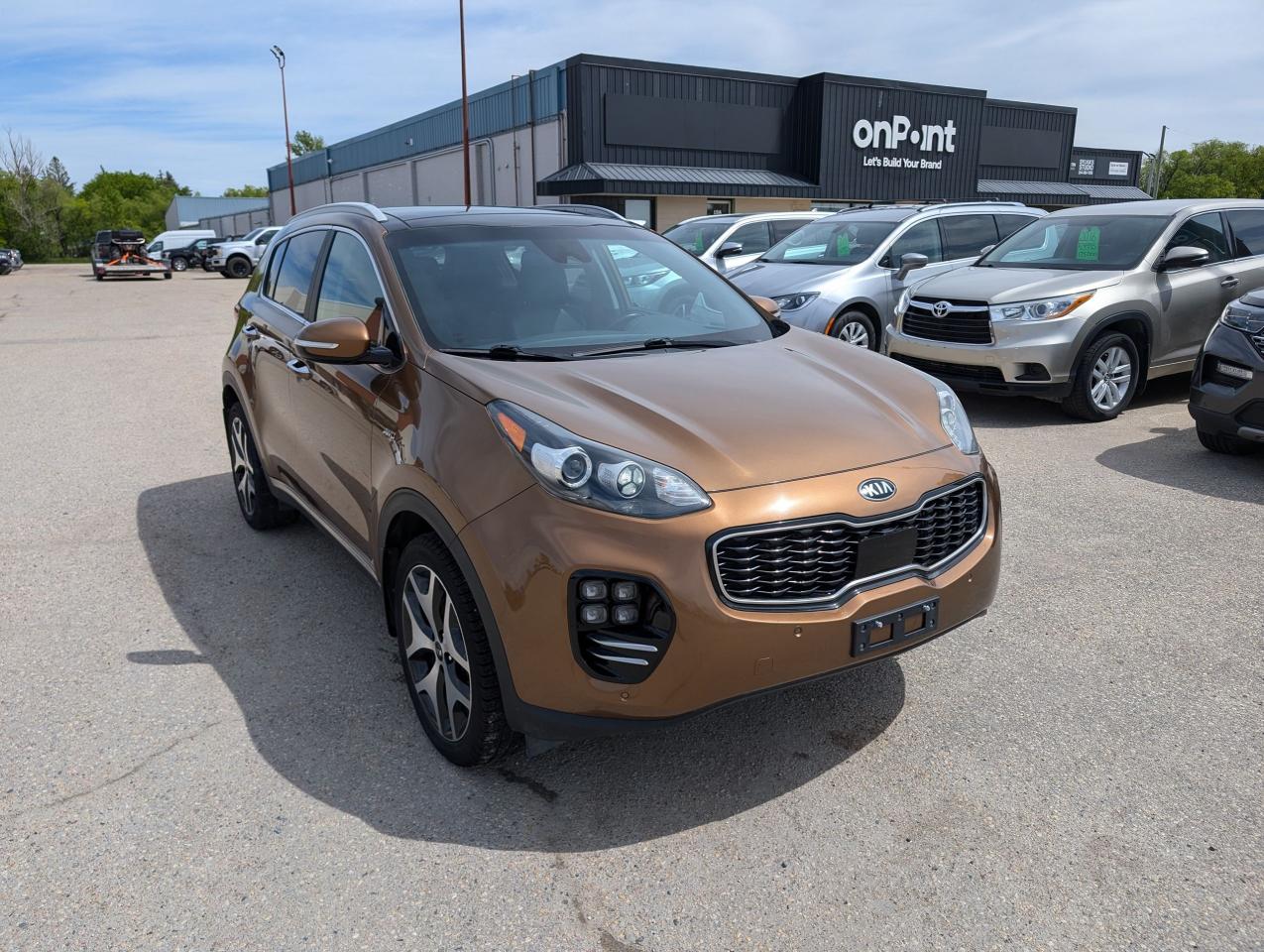 2017 Kia Sportage SX Turbo | Cooled Seats | Android Auto | MB - Photo #2