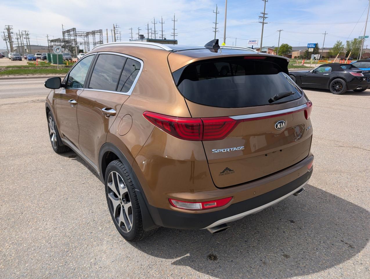2017 Kia Sportage SX Turbo | Cooled Seats | Android Auto | MB - Photo #6