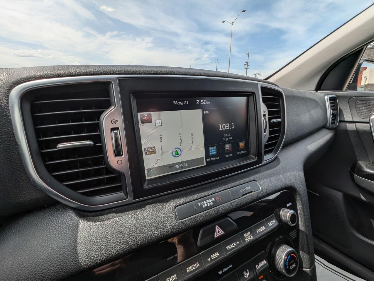 2017 Kia Sportage SX Turbo | Cooled Seats | Android Auto | MB - Photo #11