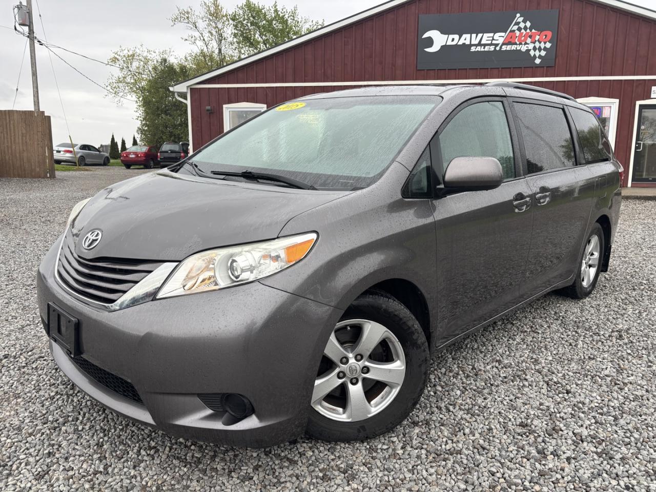 Used 2015 Toyota Sienna LE ~No Accidents~One Owner~ for sale in Dunnville, ON