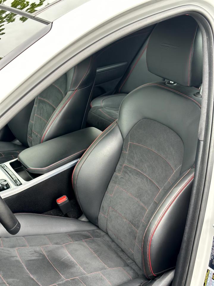 2023 Kia Stinger GT Elite AWD w/Suede Package - Photo #23