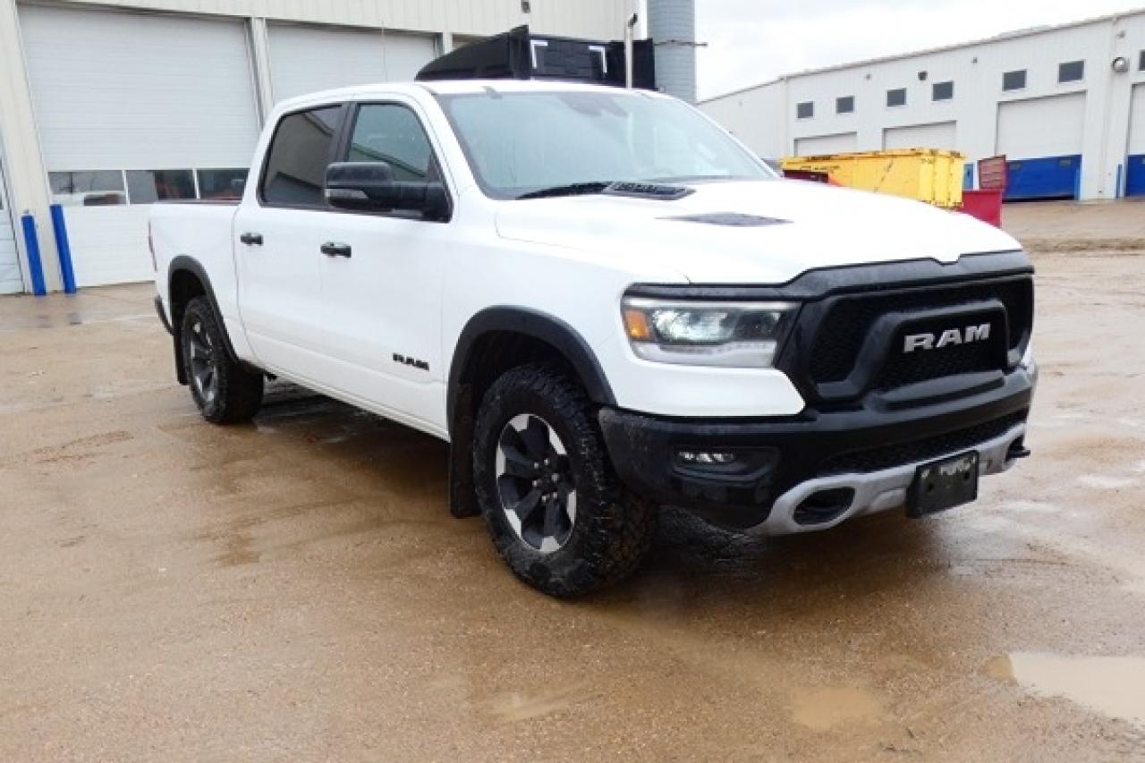 2023 Dodge Ram 1500 Rebel 4x4 Crew Cab w/Htd L.wrap, NAV, BUC - Photo #4