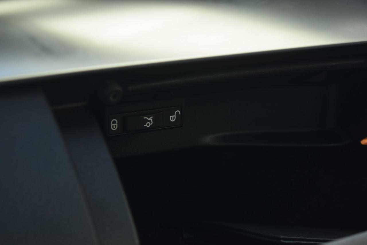 12547211